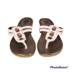 Womens Clarks Size 8 White with Jewels